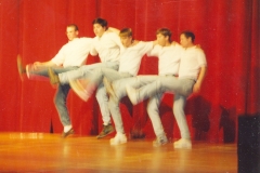 90s-Putting-on-the-Hits-03