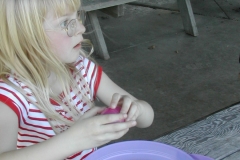 03-Egg-Hunt-girl-with-glasses-3