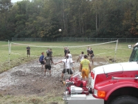 04-Mud-Volleyball-09