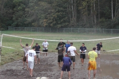 04-Mud-Volleyball-05