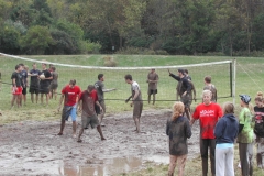 04-Mud-Volleyball-25