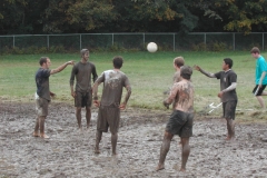 04-Mud-Volleyball-34