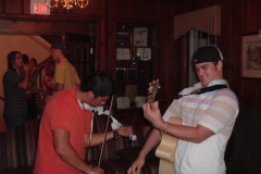 05-Brotherhood-du-dmb