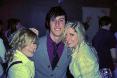 08-John-Knight-and-the-Sarahs_edit